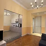 Nel Centro Di アパート